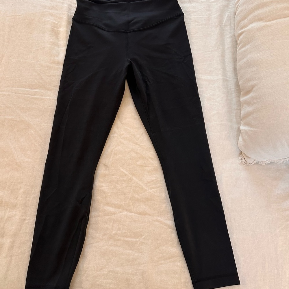 Lululemon Wunder Under SmoothCover 25” Leggings